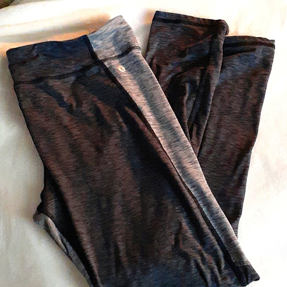 Girls athletic leggings